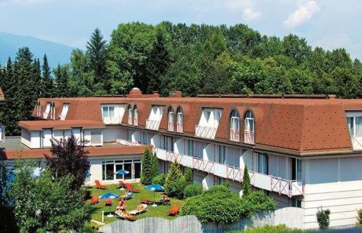 Apartment In Warmbad Villach Oda fotoğraf
